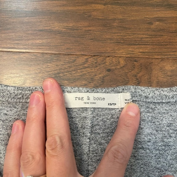 Rag & Bone Long Sleeve VNeck Tshirt Size XS - Picture 2 of 4